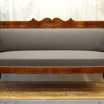 Polsterung antikes Sofa Arbeitsprobe