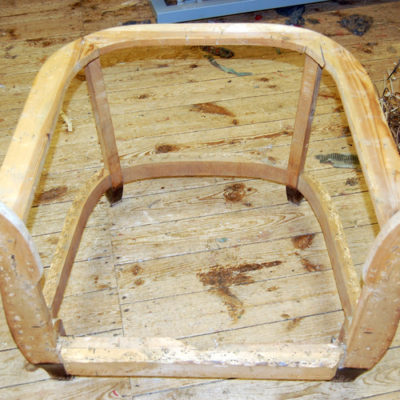 Restaurierung Chesterfield Sessel altes Gestell