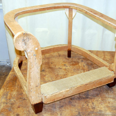 Restaurierung Chesterfield Sessel verleimtes Holzgestell
