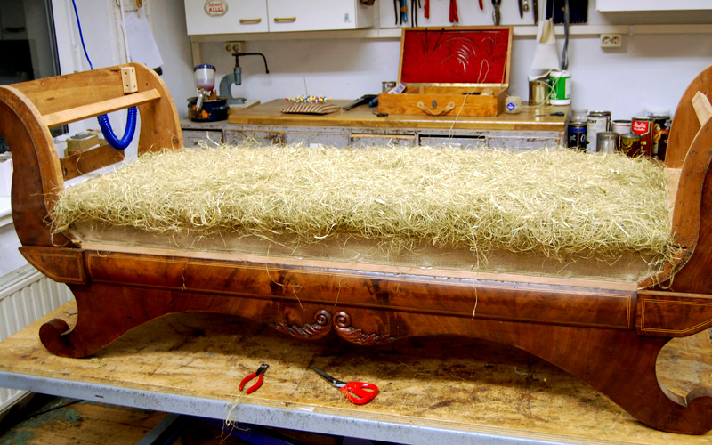 Polster Restaurierung Biedermeier Sofa Schritt 3