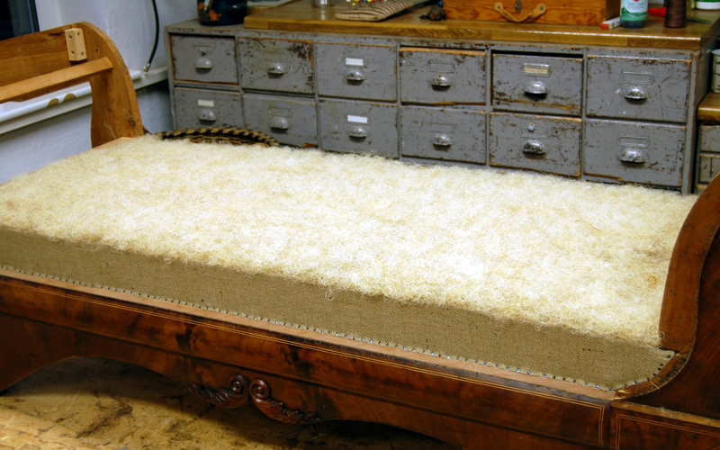 Polster Restaurierung Biedermeier Sofa Schritt 6