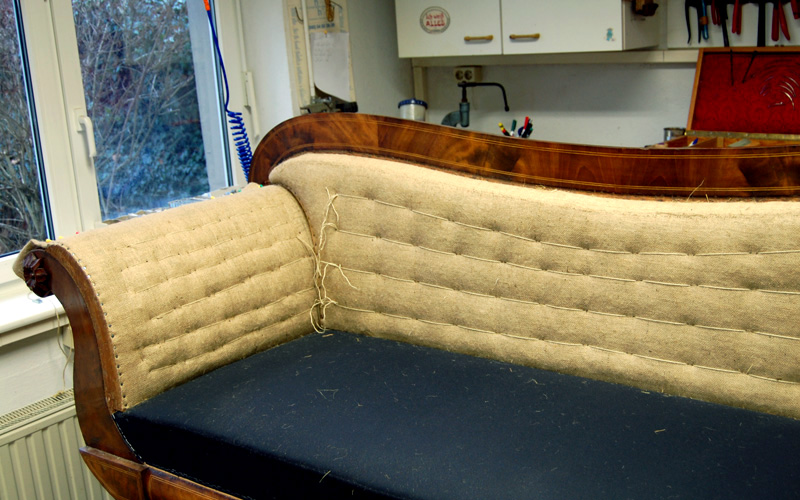 Polster Restaurierung Biedermeier Sofa Schritt 8